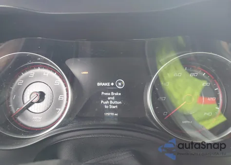 2017 Dodge Charger Se Rwd z USA, uszkodzony, nr VIN 2C3CDXBG0HH579247